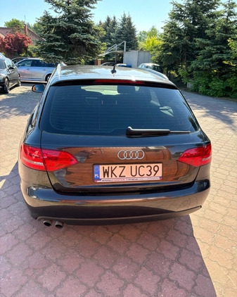 Audi A4 cena 31900 przebieg: 209000, rok produkcji 2011 z Radom małe 137